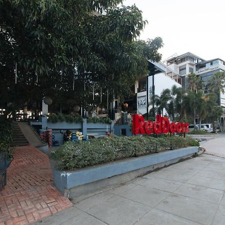 Reddoorz Plus @ Melsol Metro Vigan Bagian luar foto