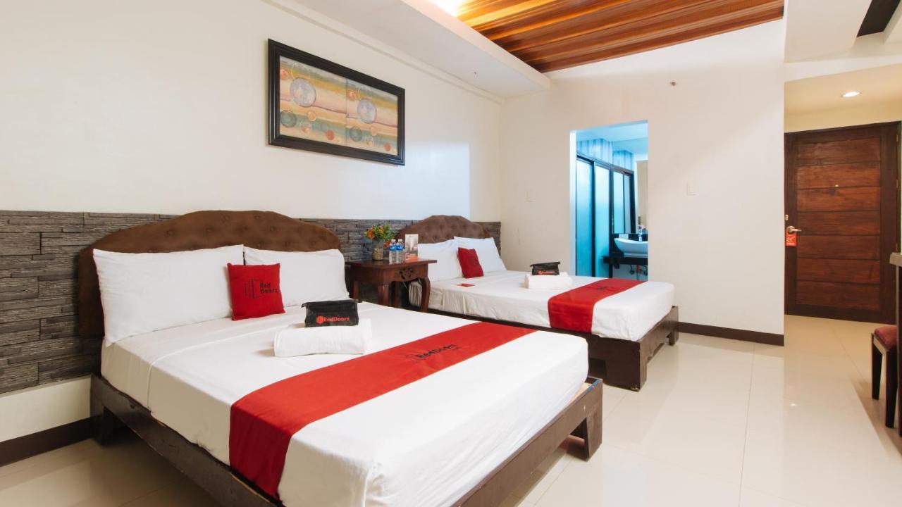 Reddoorz Plus @ Melsol Metro Vigan Bagian luar foto