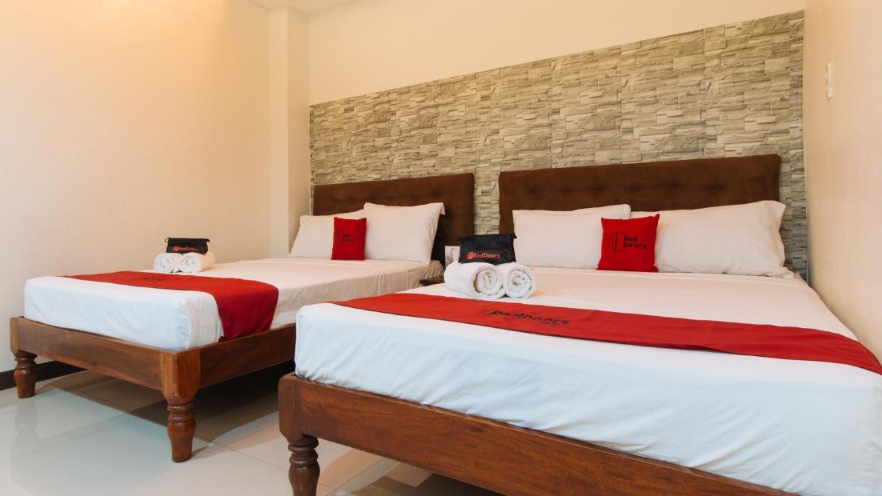 Reddoorz Plus @ Melsol Metro Vigan Bagian luar foto