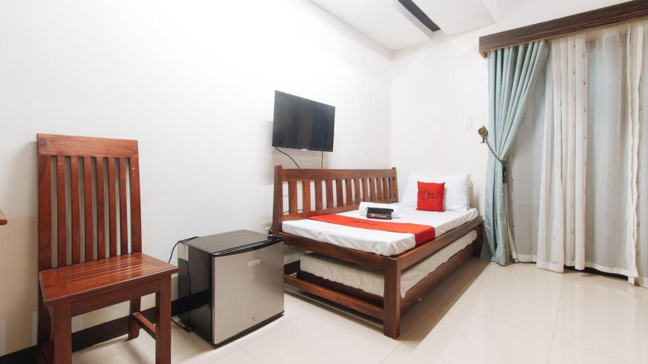 Reddoorz Plus @ Melsol Metro Vigan Bagian luar foto