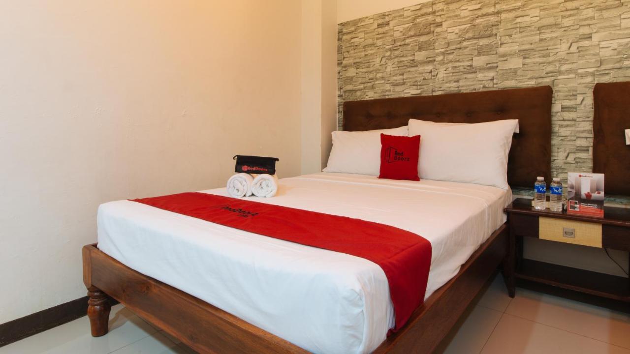 Reddoorz Plus @ Melsol Metro Vigan Bagian luar foto