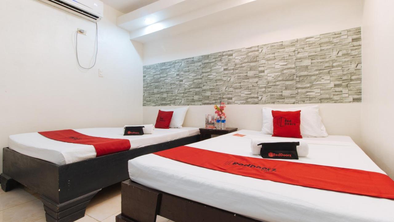 Reddoorz Plus @ Melsol Metro Vigan Bagian luar foto